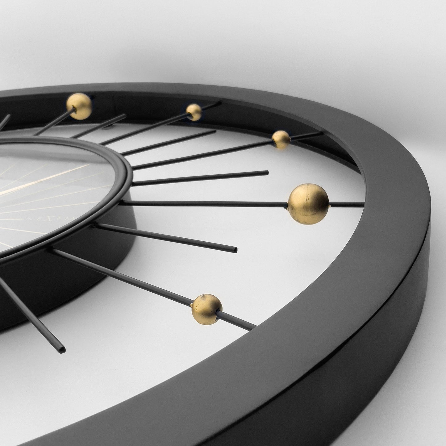 Wandklok 90cm-Silent-Black-Metal-NeXtime 'Orbit Large'