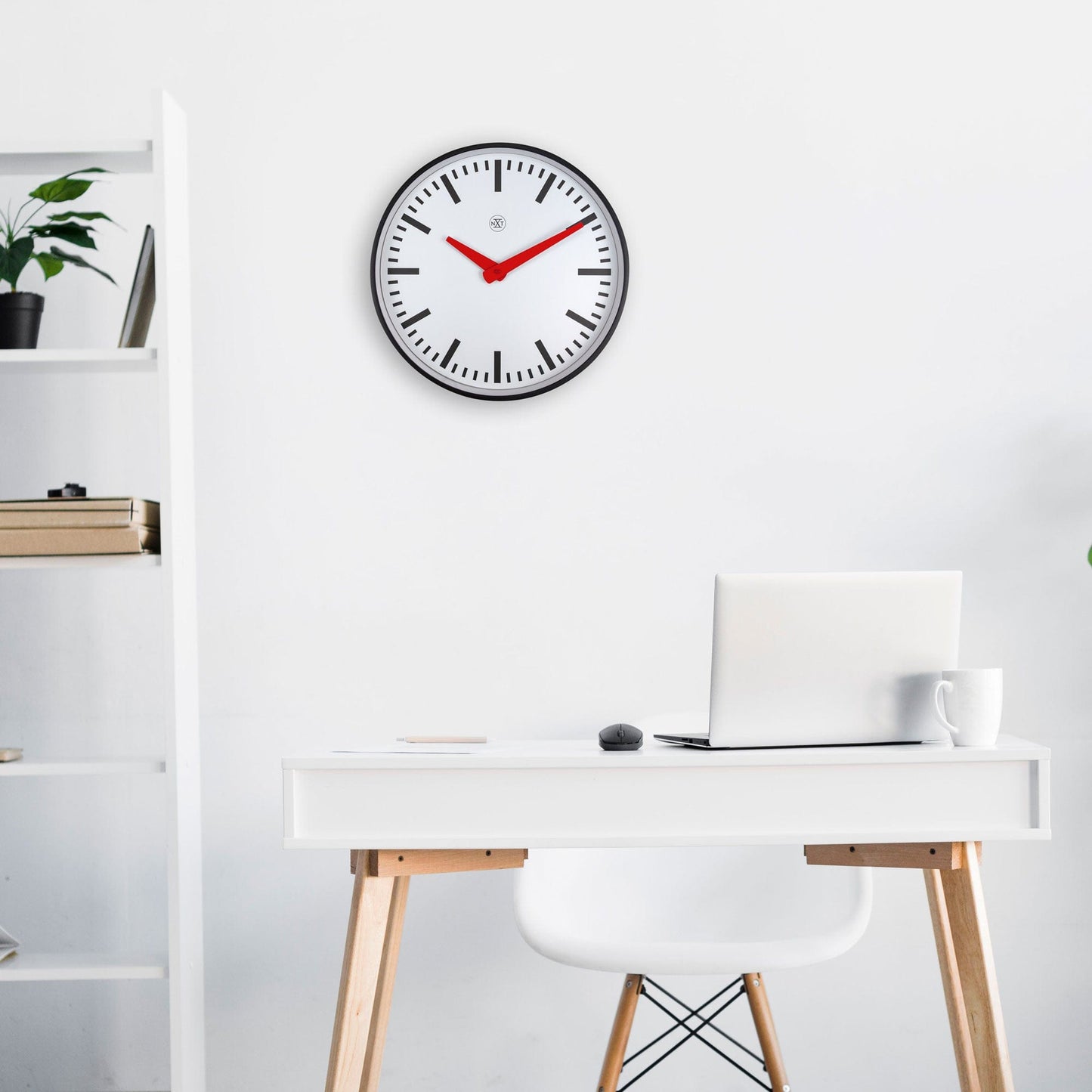 Wandklok 40cm - Stil - Kunststof - "Newcastle"