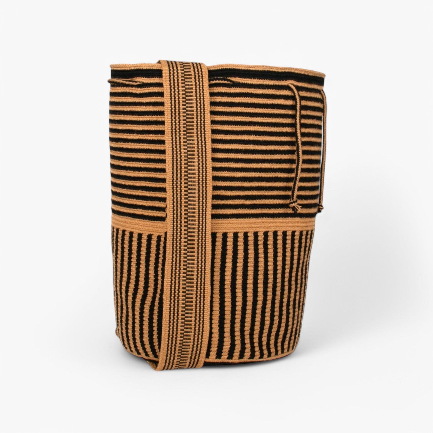 Gestreepte rugzak | Zwart