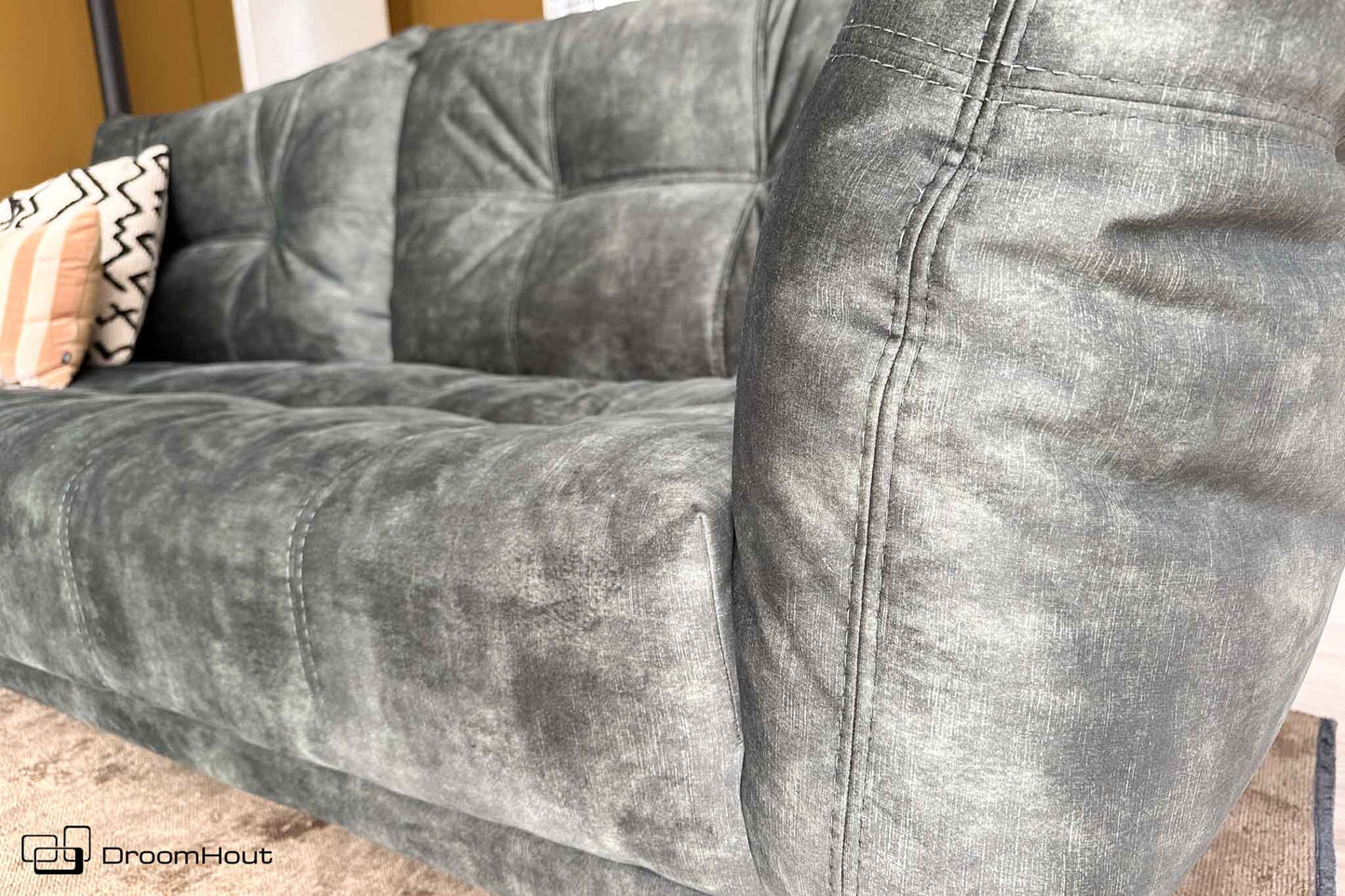 Bank San Diego 3-zits Towerliving - Fuji donkergroen- 1 stuk - showroommodel