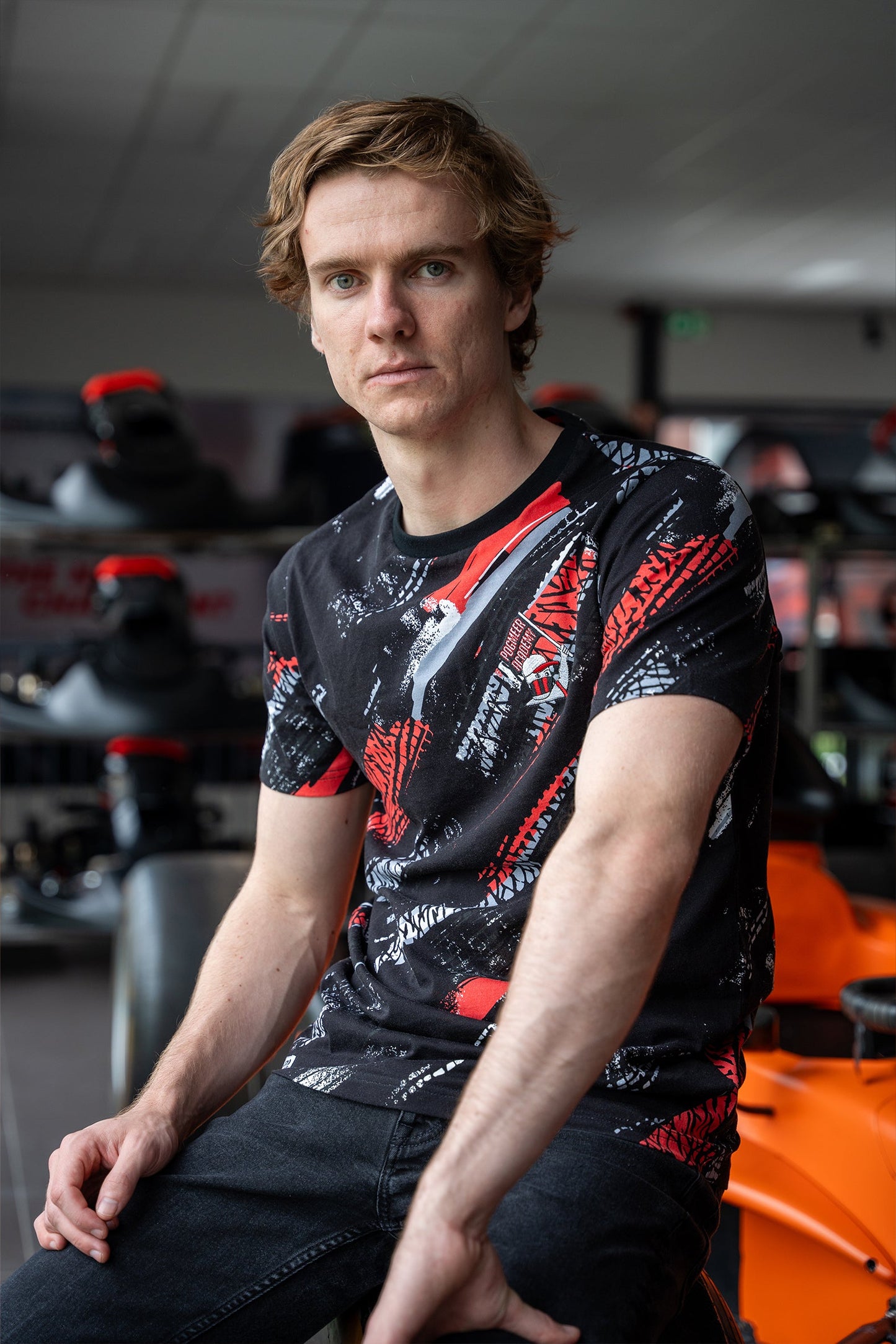 T-shirt - TRACKS - Zwart