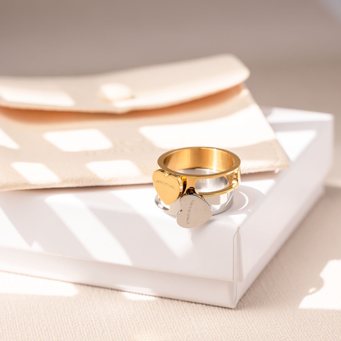Twist of love ring zilveren initialen