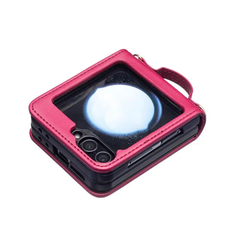 Voor Samsung Galaxy Z Flip7 V-vormig crossbody lanyard leren telefoonhoesje (rozerood)