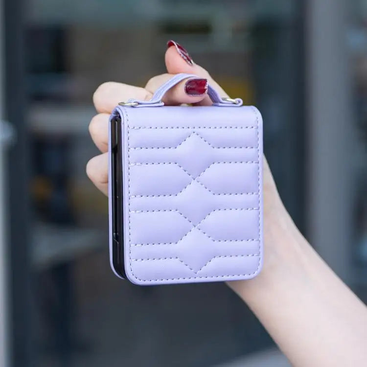 Voor Samsung Galaxy Z Flip7 V-vormig crossbody lanyard leren telefoonhoesje (paars)