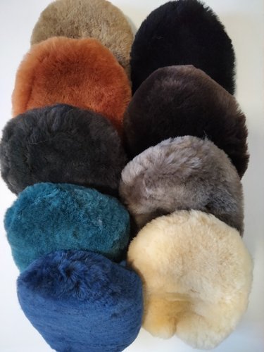 Lamswol poetshandschoen