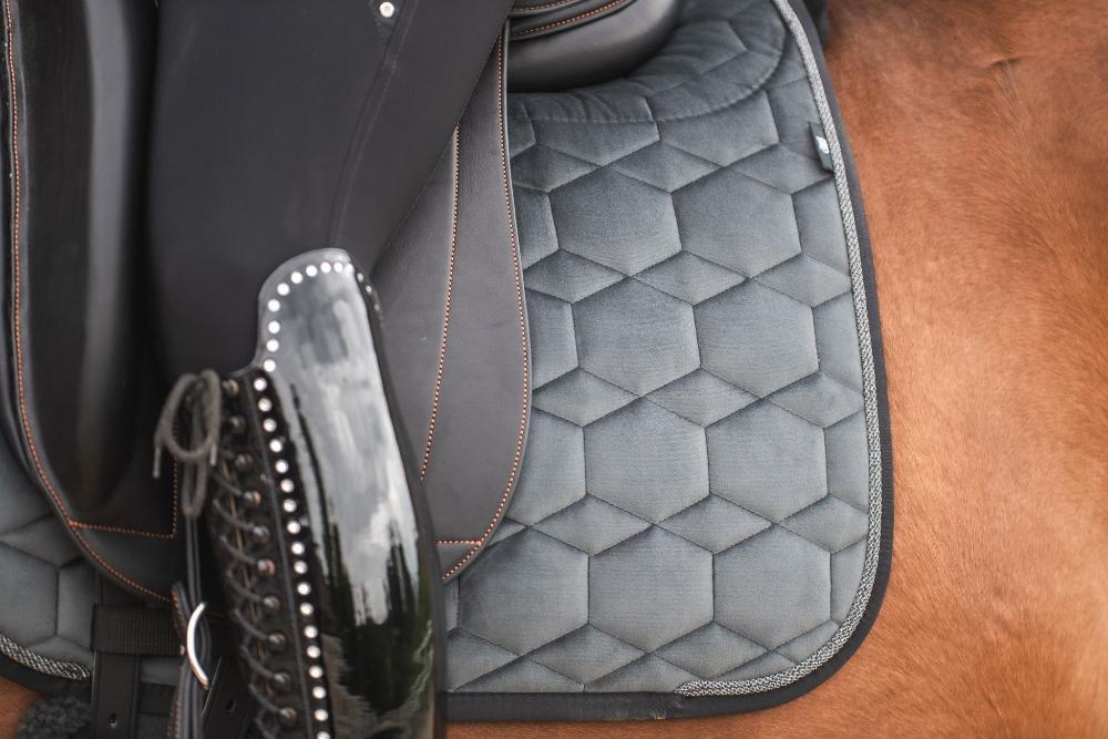 Mattes dekje met lamsbont