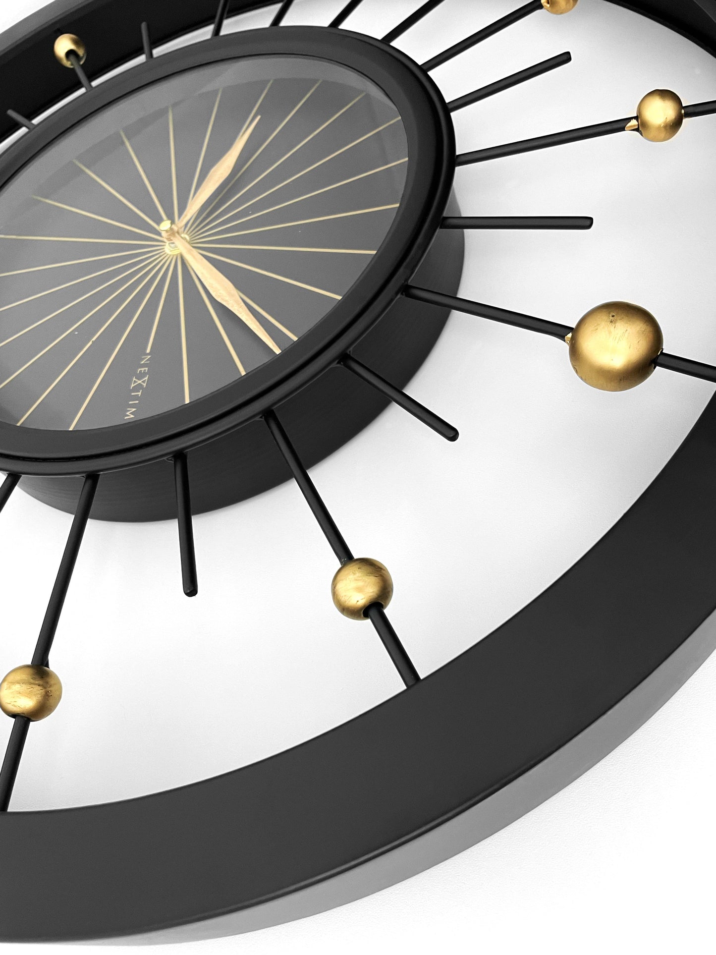 Wandklok 60cm-Silent-Black-Metal-NeXtime 'Orbit'