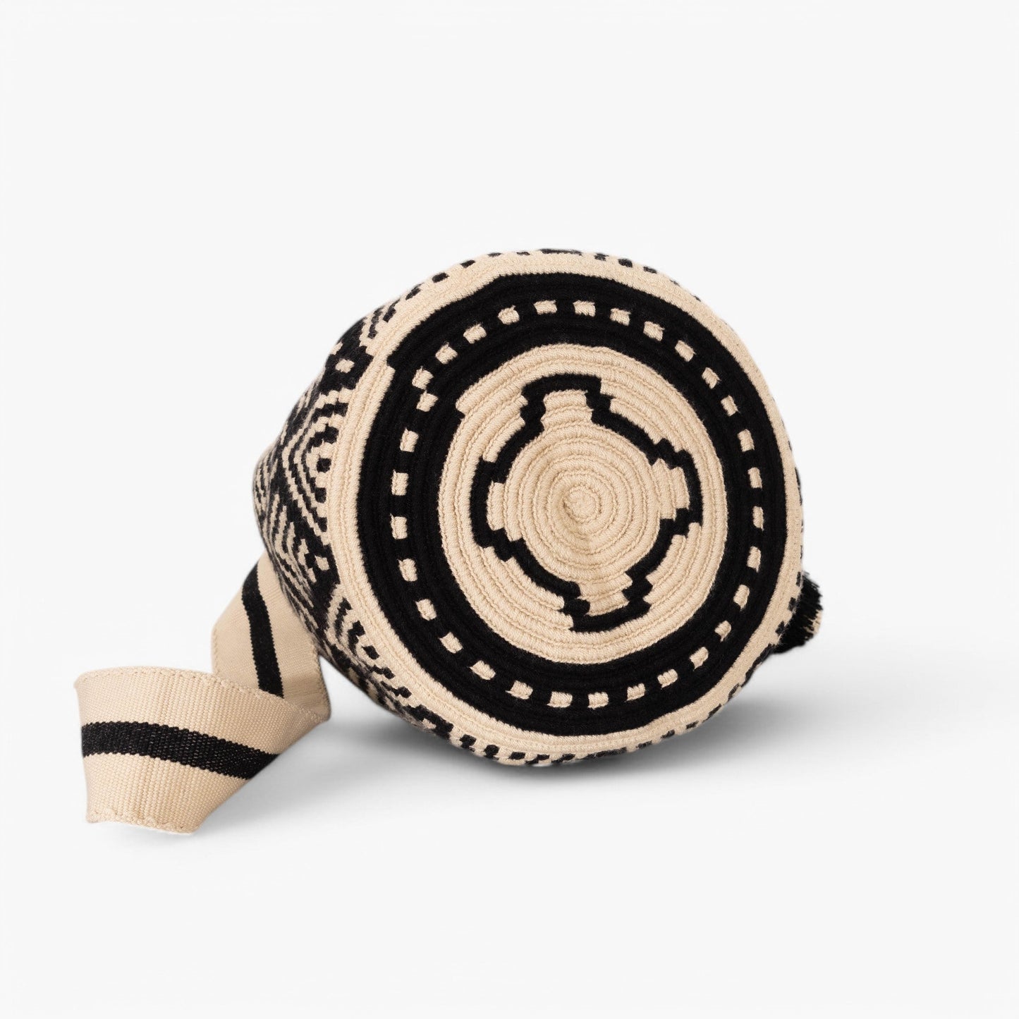 Geometrik çapraz askılı çanta L | Siyah