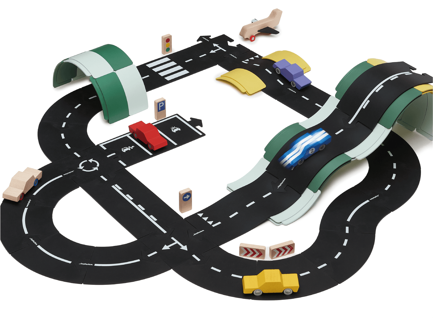 Hit the road with the Highway set from waytoplay, a 24-piece adventure for car lovers! This set is perfect for creating road maps that wind through any play space. Your child can let their creativity run wild, building intricate highways that inspire coun