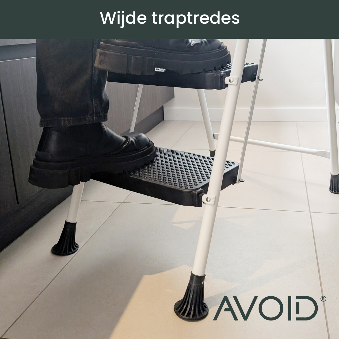 VERMIJD Huishoudtrap – Keukentrap Opstapkrukje – Inklapbare Trapladder – Wit – Veilig &amp; Stabiel