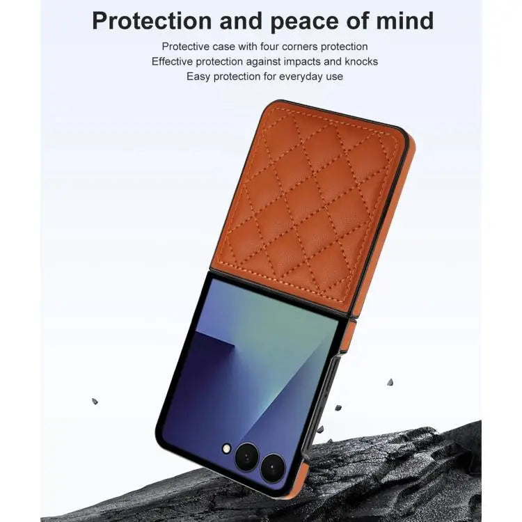 Voor Samsung Galaxy Z Flip7 5G Rhombic Fold leren telefoonhoesje (bruin)