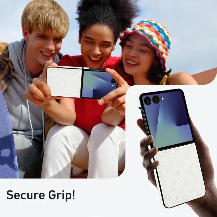 Voor Samsung Galaxy Z Flip7 5G Rhombic Fold leren telefoonhoesje (wit)