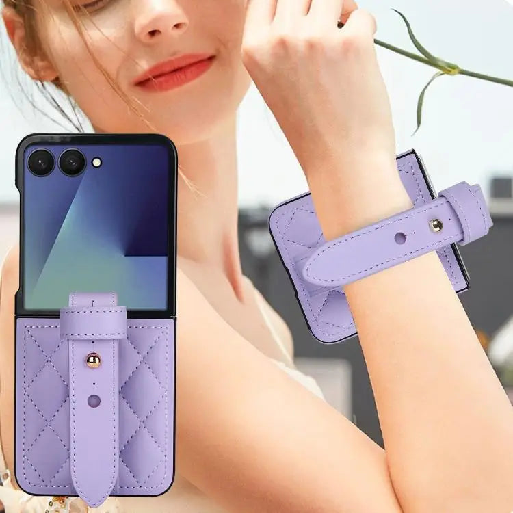 Voor Samsung Galaxy Z Flip7 5G Rhombic Texture Wristband PU-telefoonhoesje (paars)