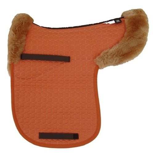 Mattesvormig zadel dekje met lamsbont