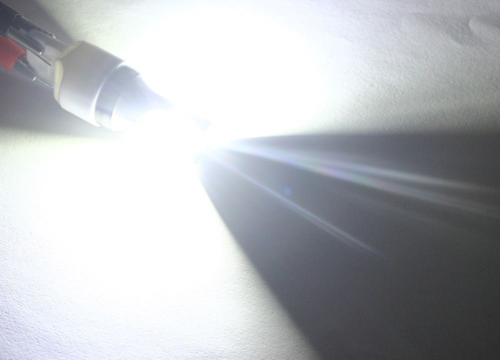 T20 7440 W21W-set | autoverlichting LED 2 stuks | 2-SMD daglichtwit 6000K - 839 Lumen | 12V gelijkstroom - 9,6 Watt